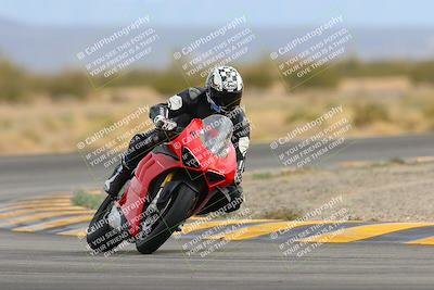 media/Jan-15-2023-SoCal Trackdays (Sun) [[c1237a034a]]/Turn 15 (1pm)/